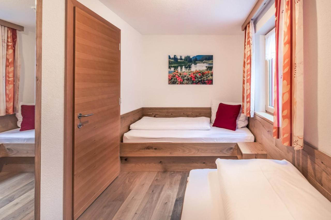 Haus Rothorn Leilighet Schröcken Eksteriør bilde